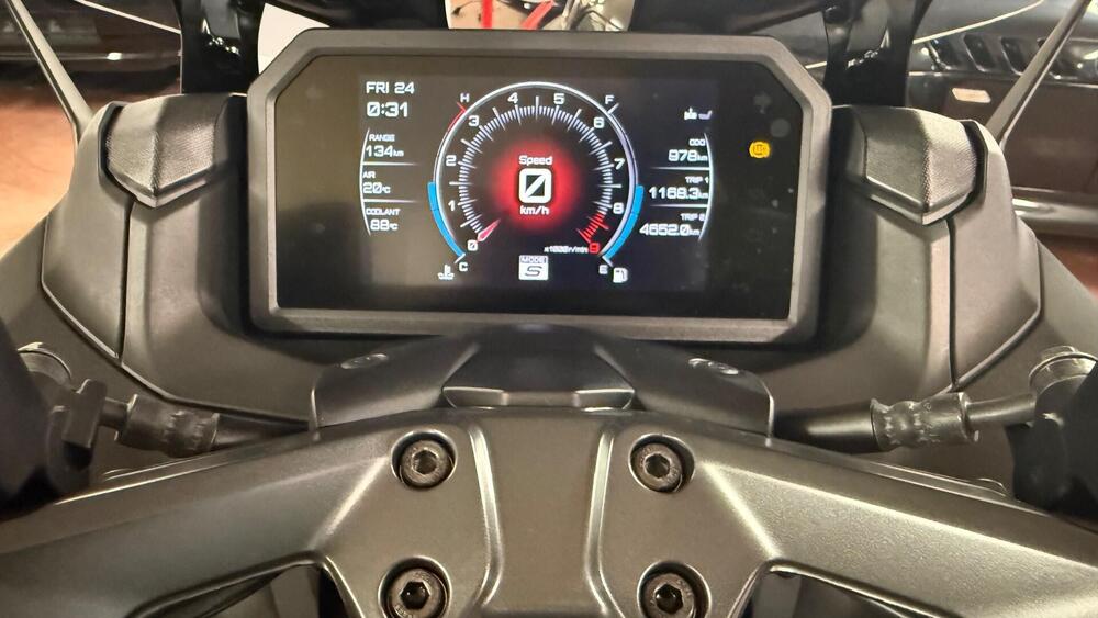 Yamaha T-Max 560 (2022 - 24) (5)