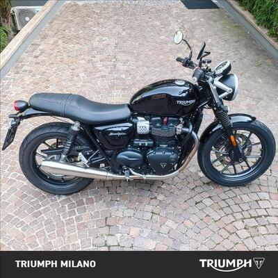 Triumph Street Twin 900 (2016) usata