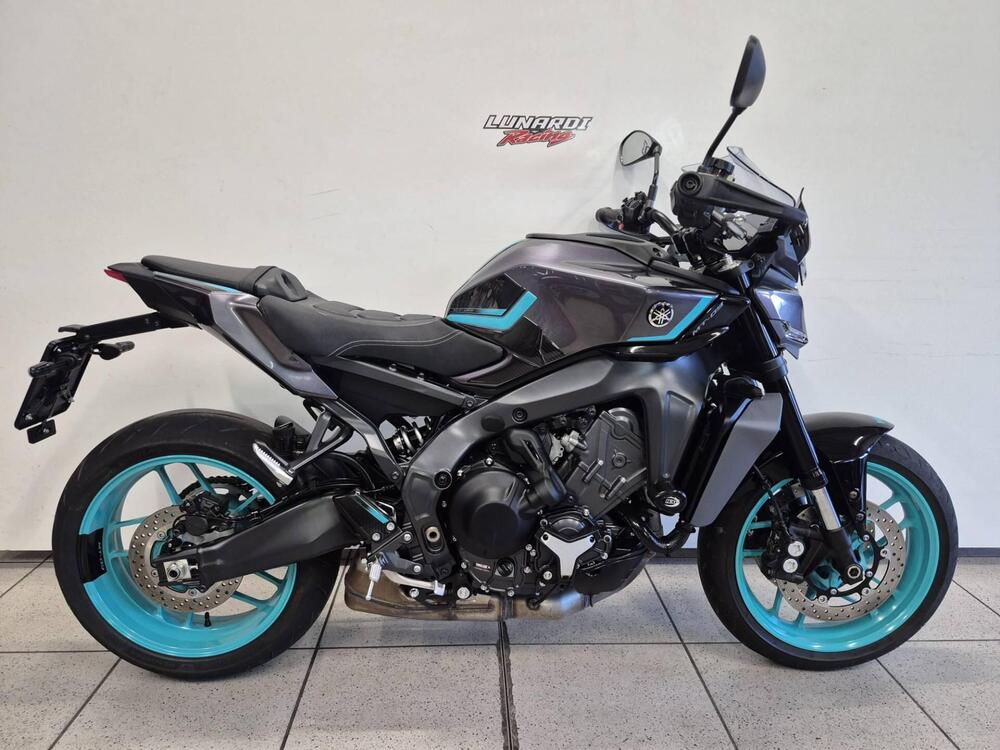 Yamaha MT-09 Y-AMT (2024 - 26)