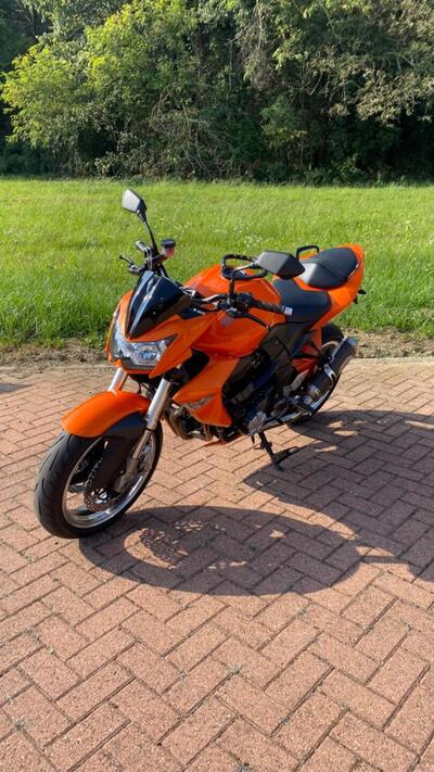 Kawasaki Z 1000 (2007 - 09) usata