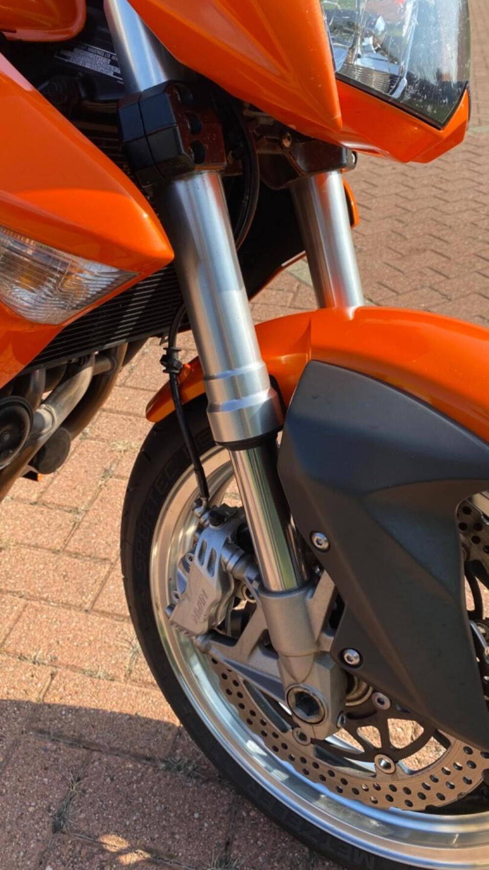 Kawasaki Z 1000 (2007 - 09) (9)