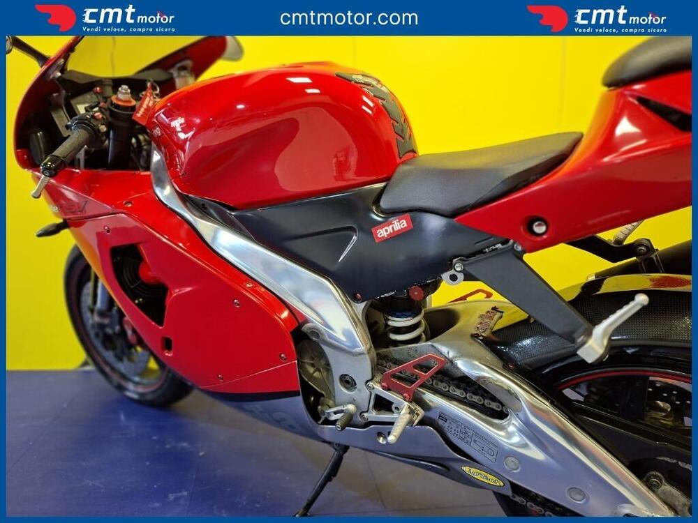 Aprilia RSV 1000 (2000 - 01) (8)