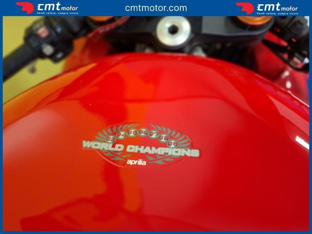 Aprilia RSV 1000 (2000 - 01) (9)