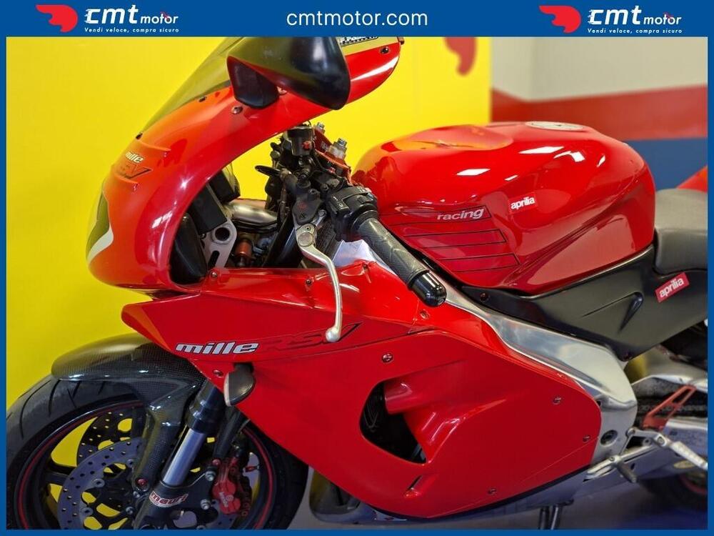 Aprilia RSV 1000 (2000 - 01) (11)