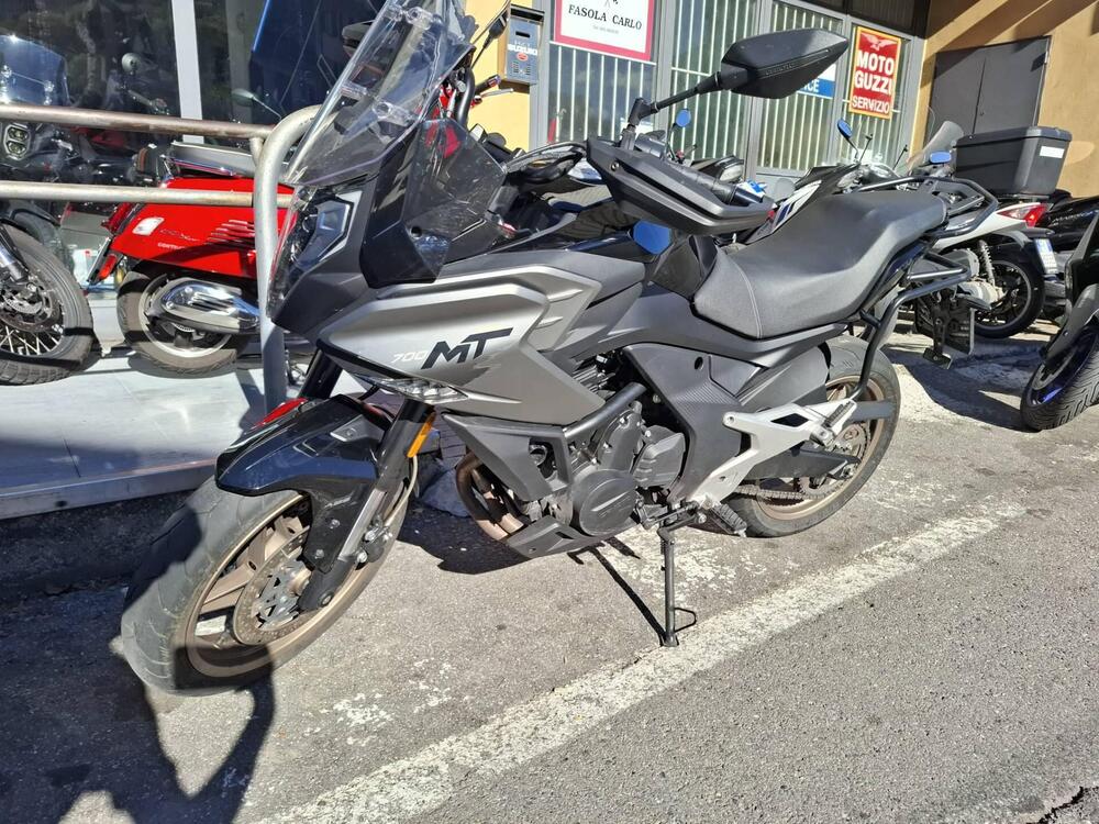 CFMOTO 700MT (2024 - 26) (2)