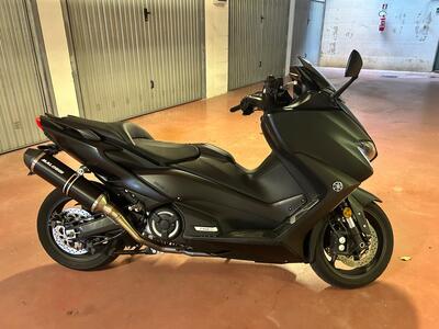 Yamaha T-Max 560 (2020 - 21) usata