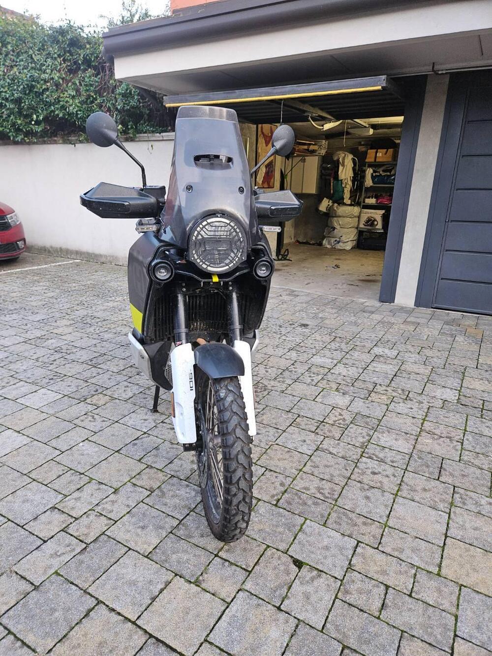 Husqvarna Norden 901 (2022 - 26)