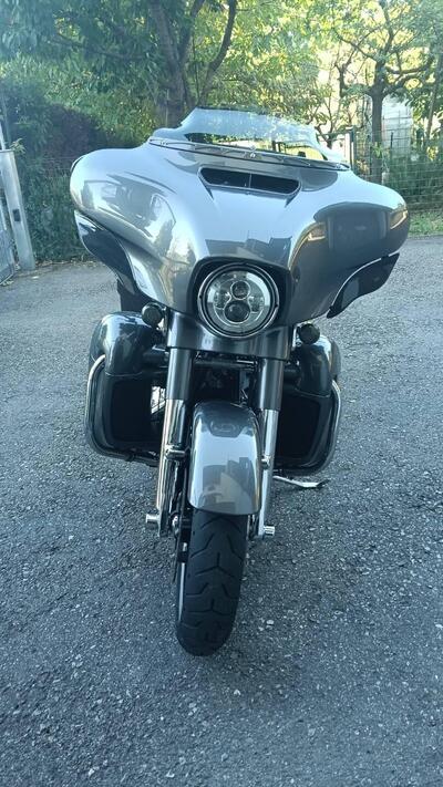 Harley-Davidson 1690 Street Glide Special (2014 - 16) - FLHX usata