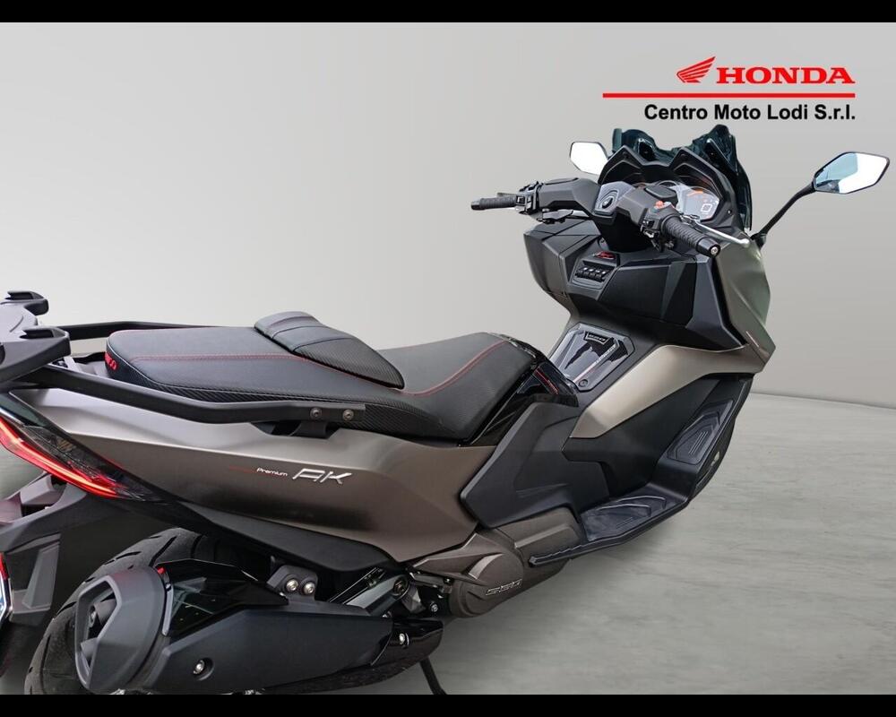 Kymco AK 550 Premium (2023 - 25) (6)