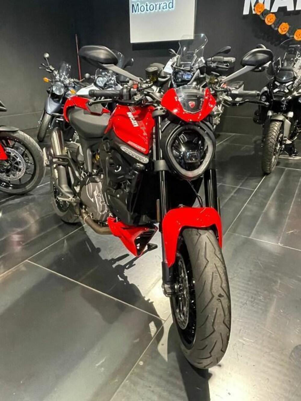 Ducati Monster 937 (2021 - 25) (12)