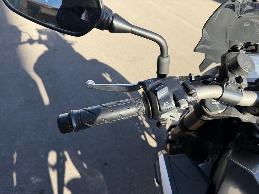 Honda CB 650 R (2021 - 23) (9)