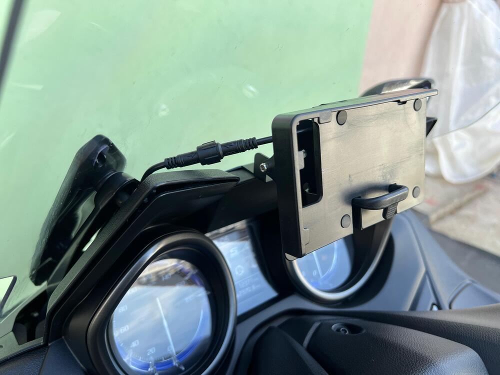 Yamaha T-Max 560 (2020 - 21) (6)