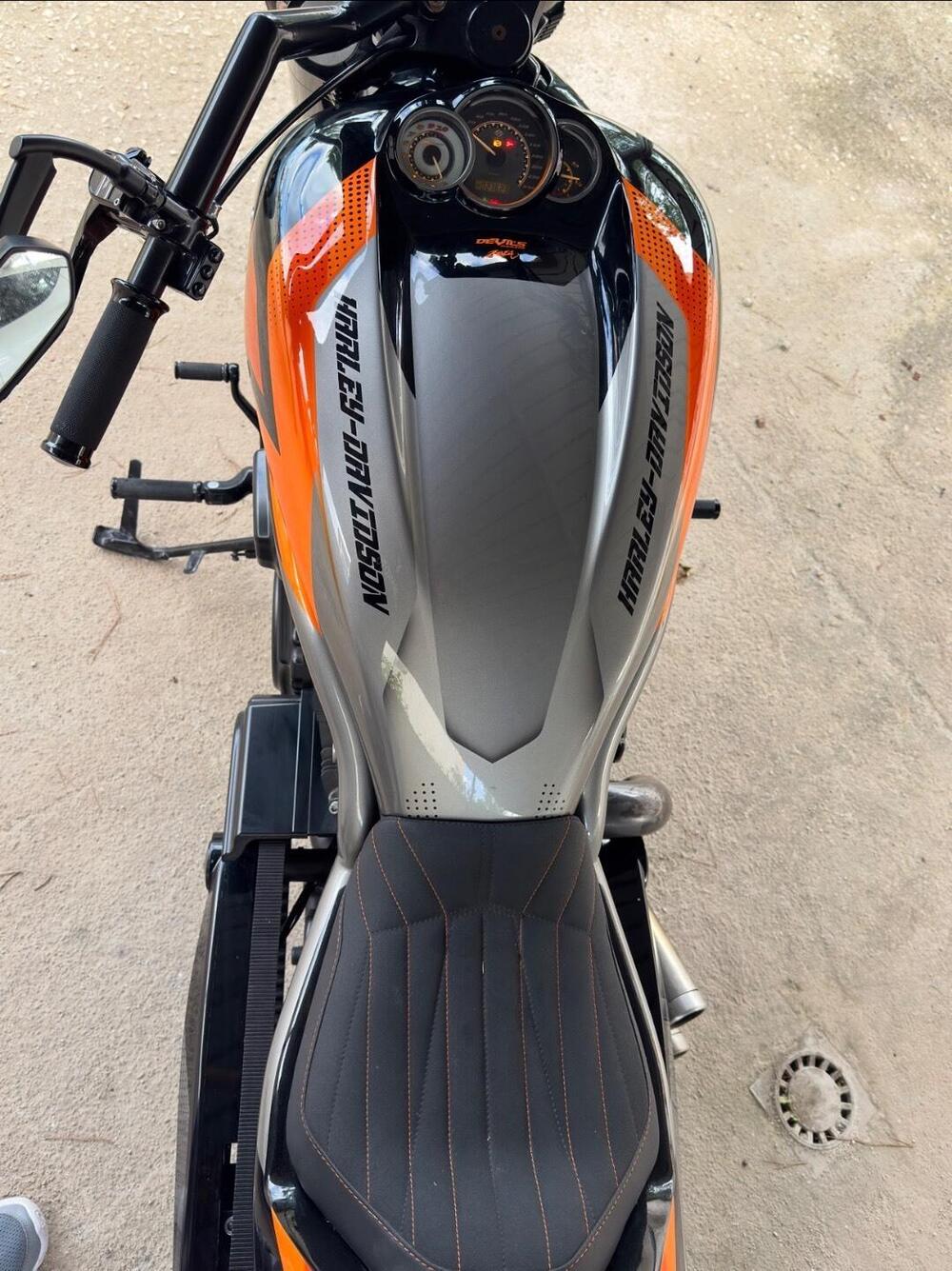 Harley-Davidson 1250 V-Rod Muscle (2009 - 17) - VRSCF (6)