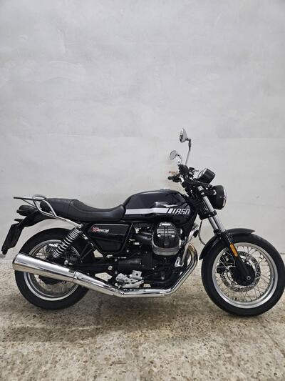 Moto Guzzi V7 850 Stone Special Abs (2021) usata