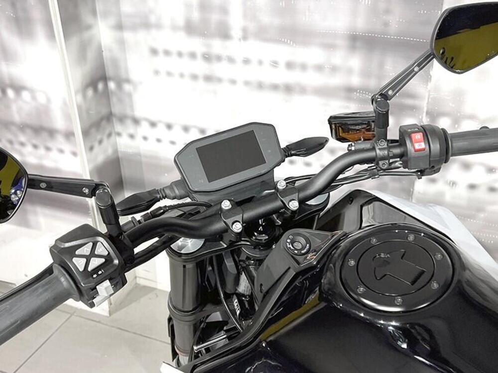 KTM 790 Duke L (2023 - 24) (6)