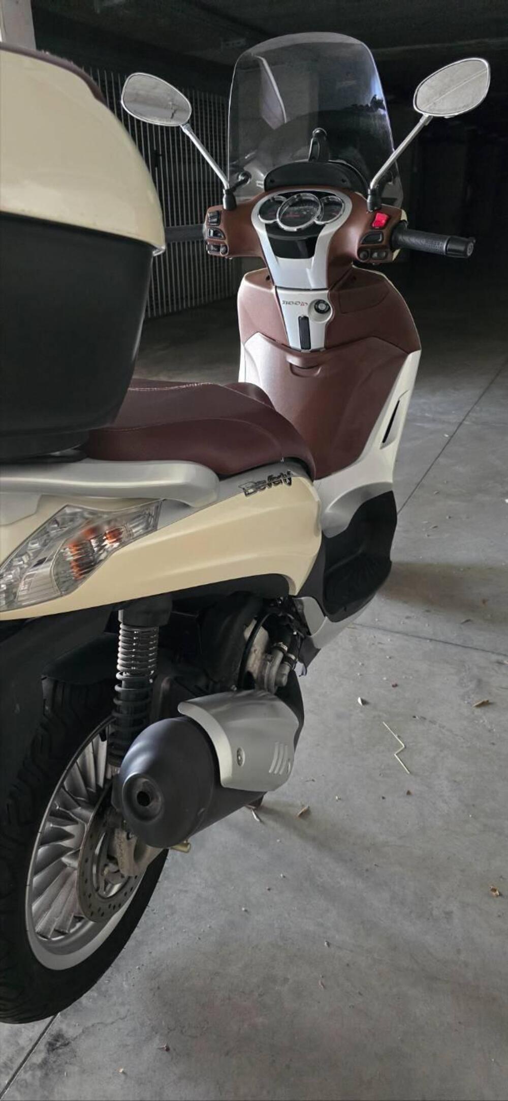 Piaggio Beverly 300 i.e. (2010 - 16) (2)