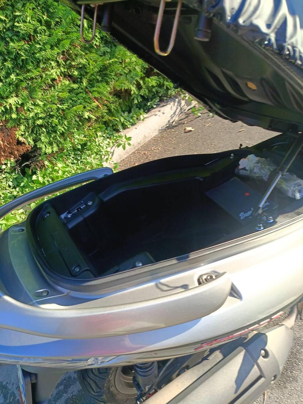 Kymco Xciting 300i (7)