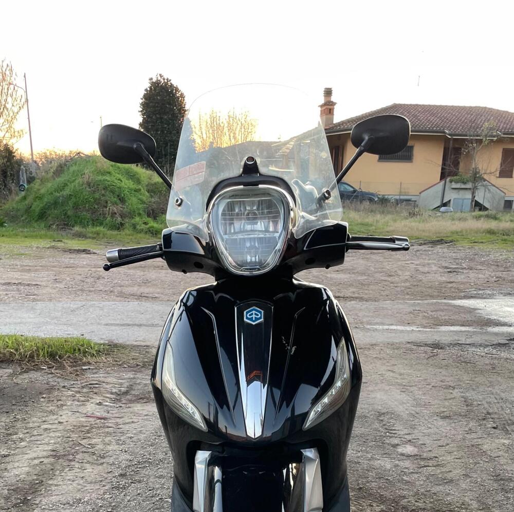 Piaggio Beverly 300 i.e. (2010 - 16) (2)