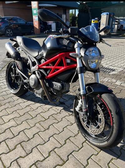 Ducati Monster 796 (2010 - 13) usata