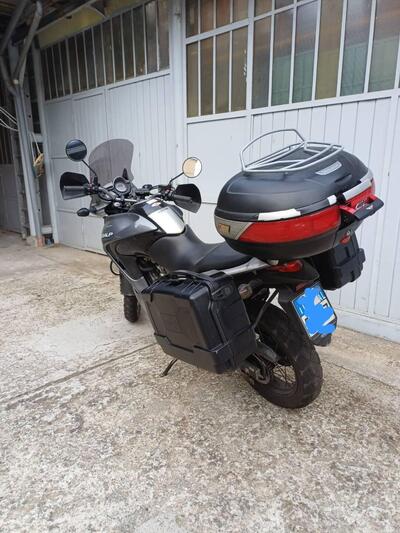 Honda Transalp XL 700 V (2007 - 2013) usata