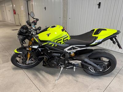 Triumph Street Triple 765 Moto2 Edition (2023 - 24) usata