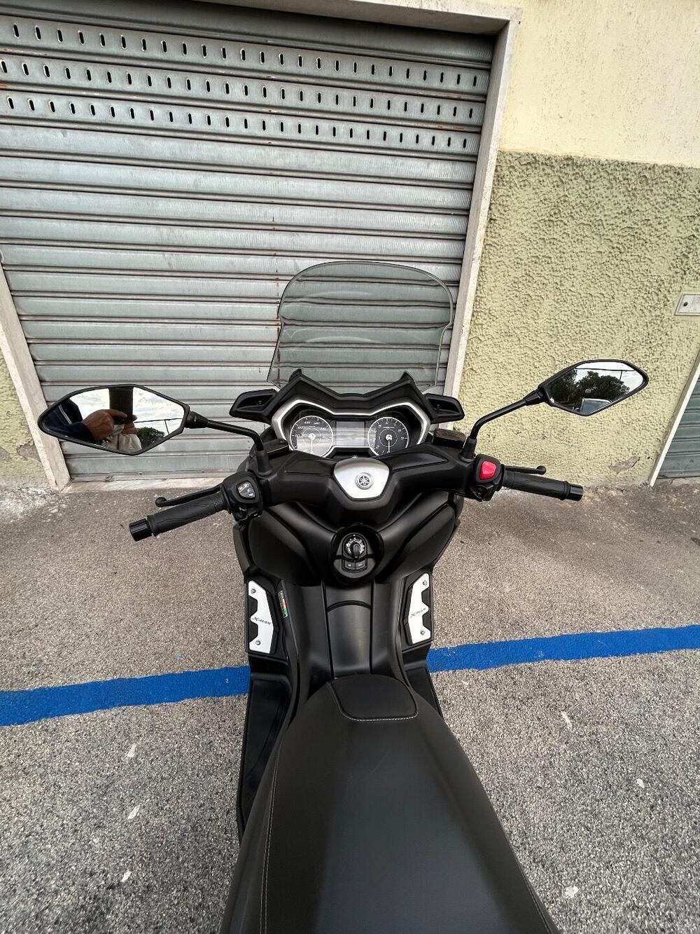 Yamaha X-Max 300 (2021 - 24) (2)