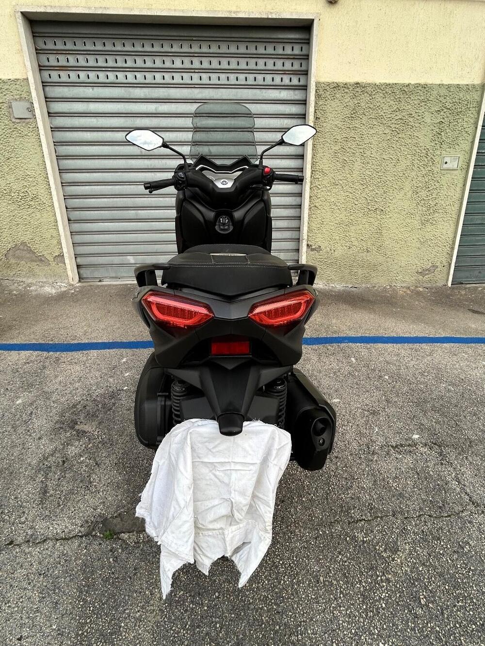 Yamaha X-Max 300 (2021 - 24) (6)