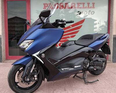 Yamaha T-Max 530 DX (2017 - 19) usata