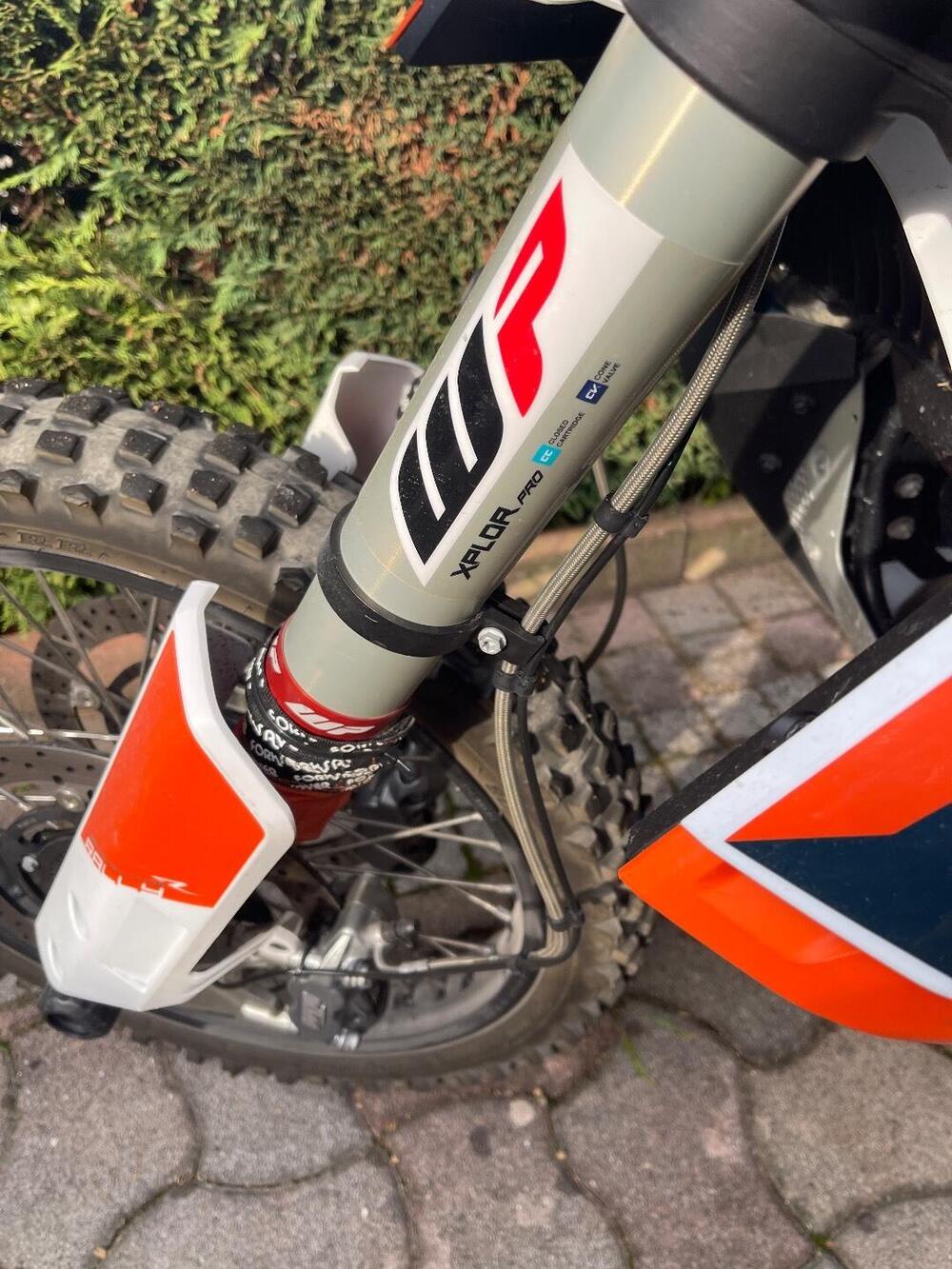 KTM 790 Adventure R Rally (2019 - 20) (9)