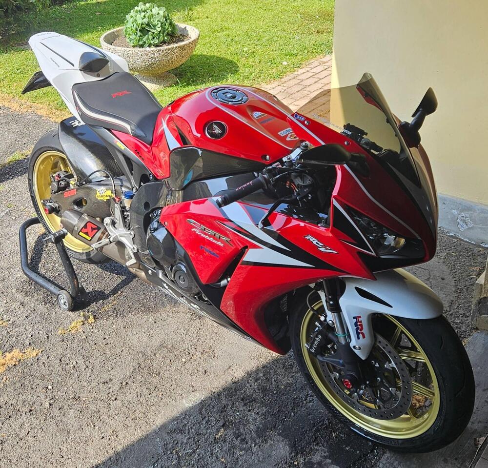 Honda CBR 1000 RR Fireblade (2012 - 16)