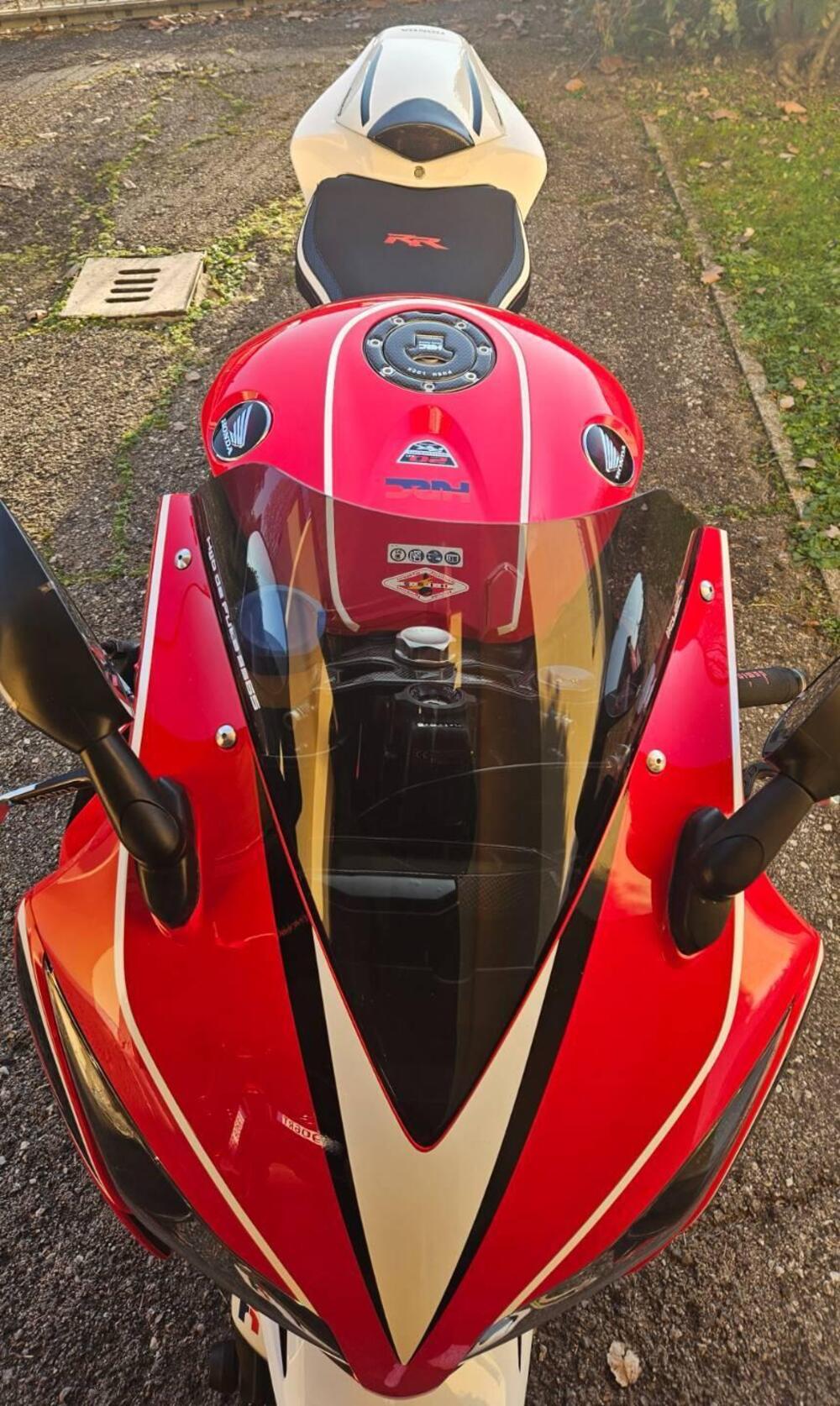 Honda CBR 1000 RR Fireblade (2012 - 16) (3)