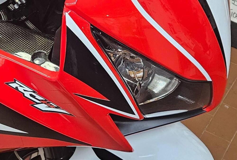 Honda CBR 1000 RR Fireblade (2012 - 16) (4)