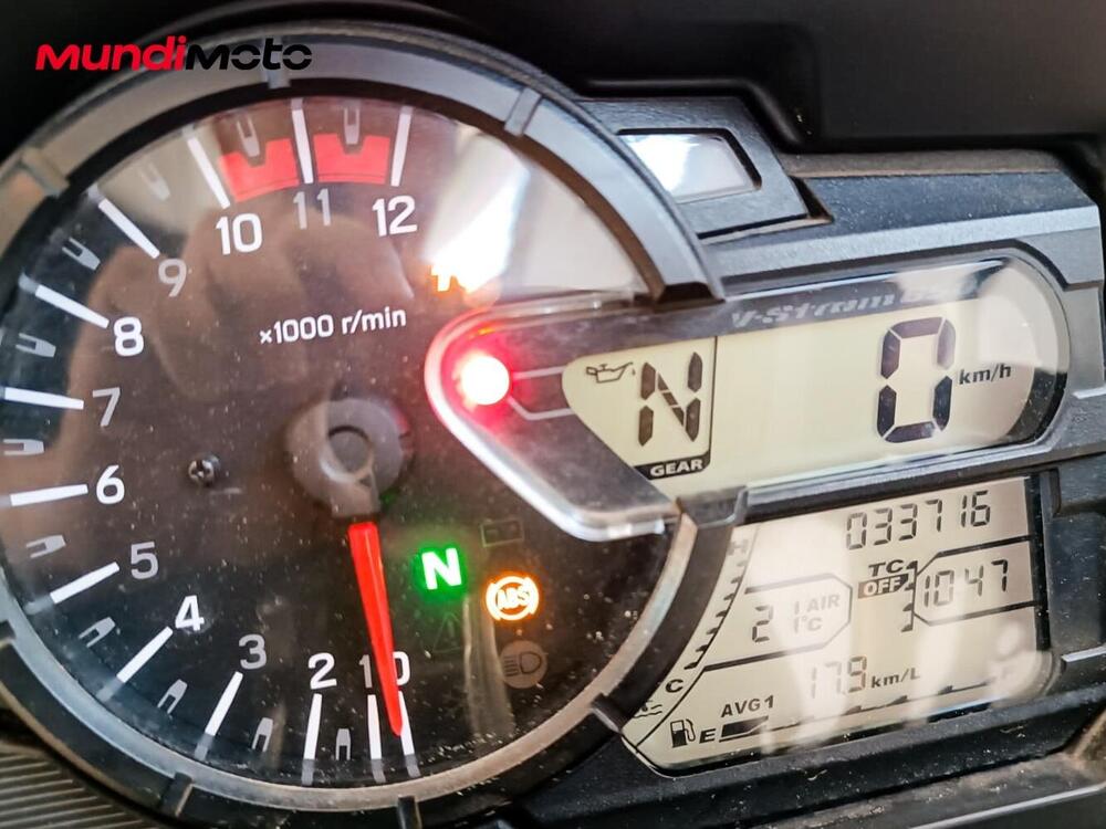 Suzuki V-Strom 650 ABS XT Fun Ride (2016) (11)