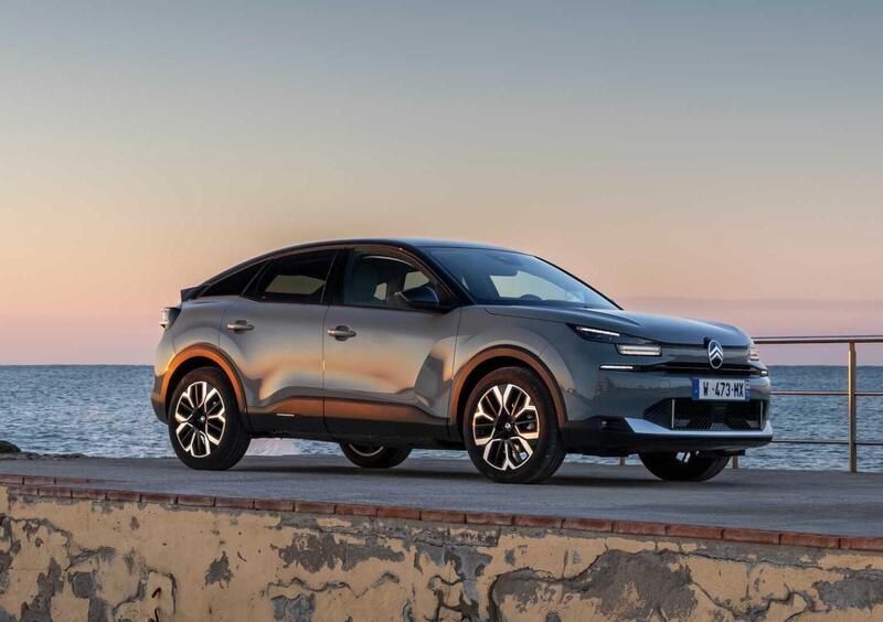 Citroen C4 (2020-->>) (3)