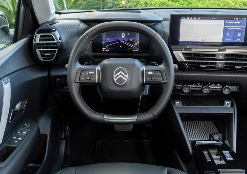 Citroen C4 (2020-->>) (9)