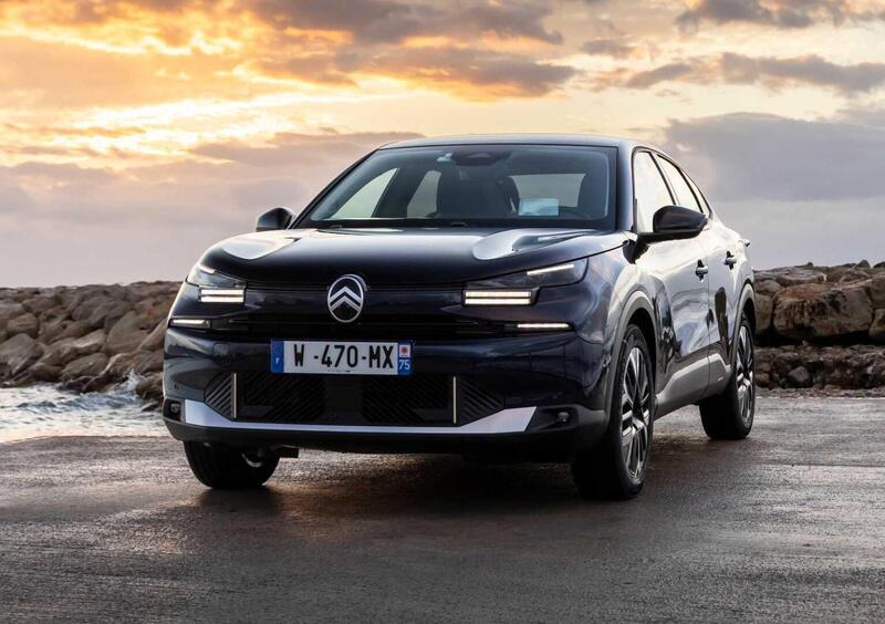 Citroen C4 X (2022-->>) (4)