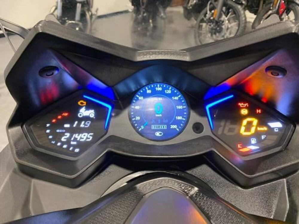 Kymco AK 550 ETS (2021 - 26) (6)