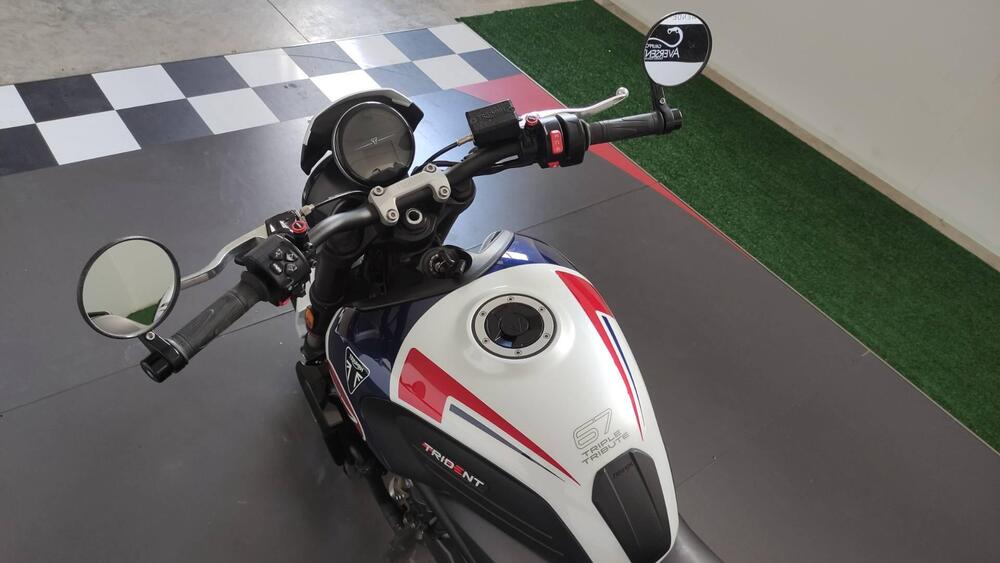 Triumph Trident 660 Triple Tribute Edition (2024) (12)