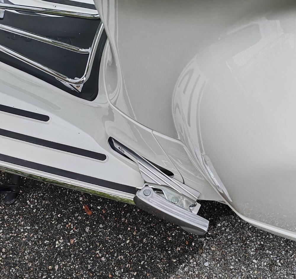 Vespa GTS 300 Super Sport (2023 - 24) (4)