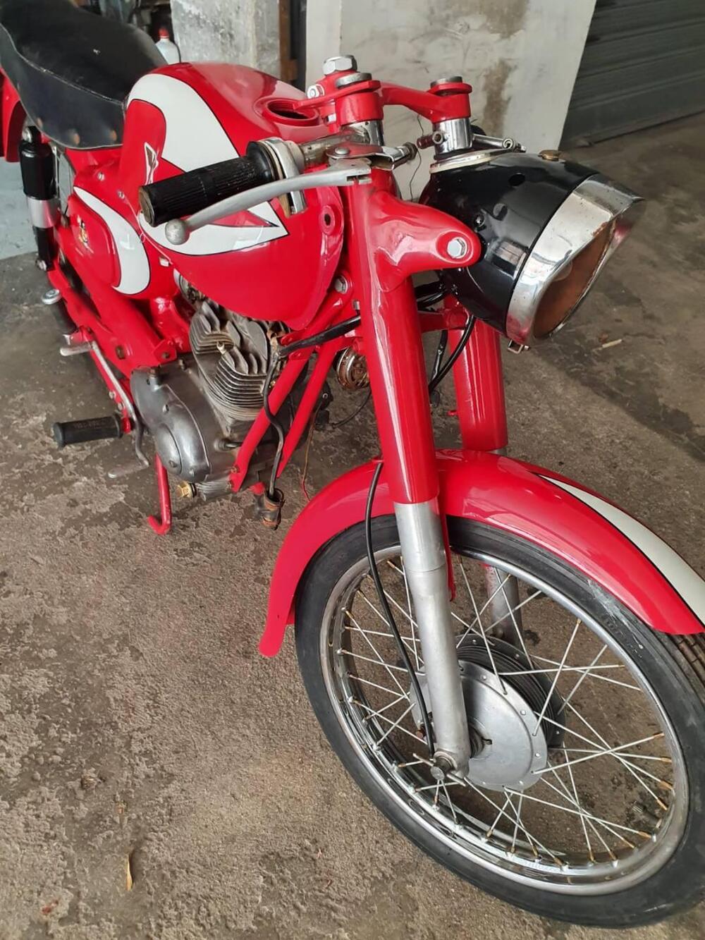 Moto Morini Corsaro 125 sport