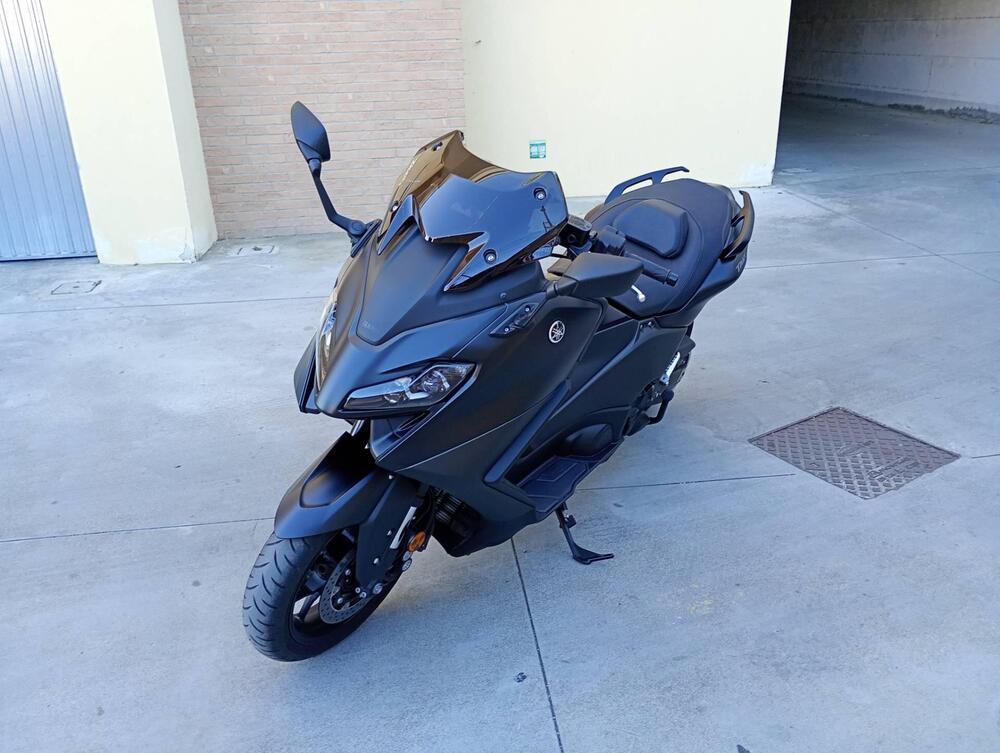 Yamaha T-Max 560 (2022 - 24) (3)