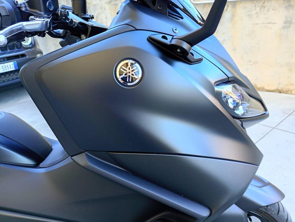 Yamaha T-Max 560 (2022 - 24) (17)