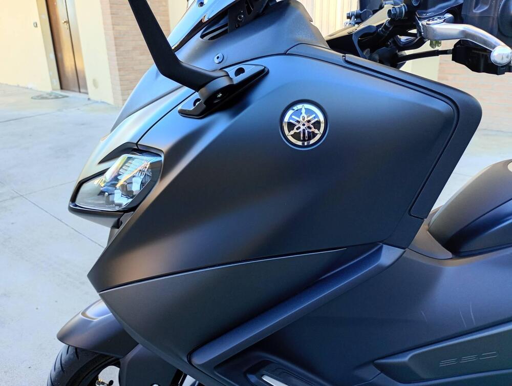 Yamaha T-Max 560 (2022 - 24) (18)