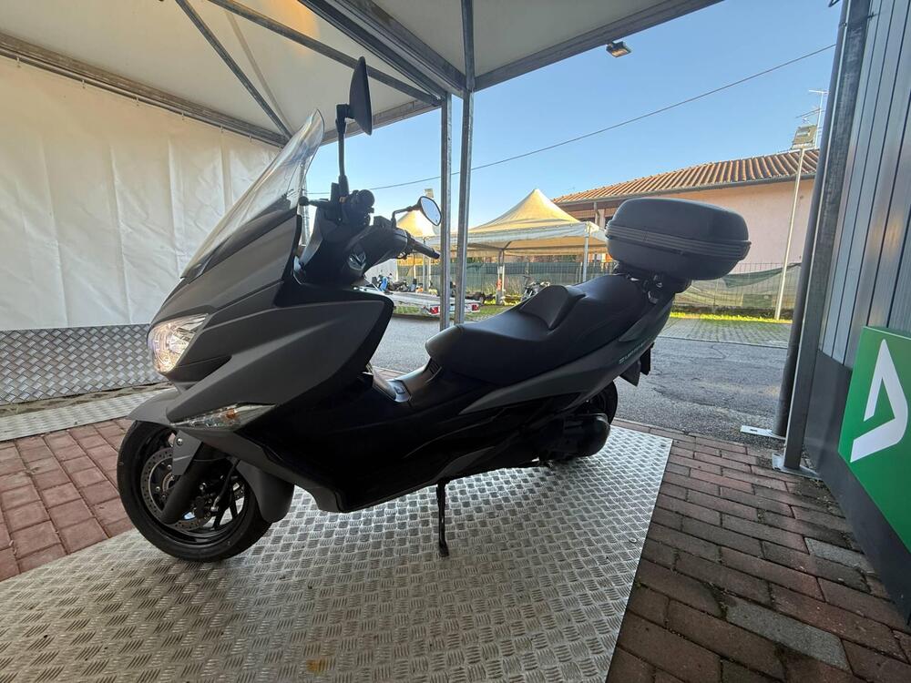 Suzuki Burgman AN 400 (2017 - 20) (8)