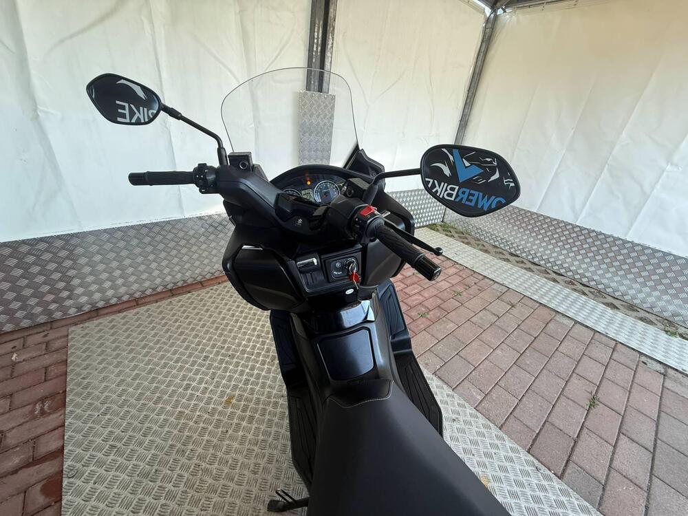 Suzuki Burgman AN 400 (2017 - 20) (10)