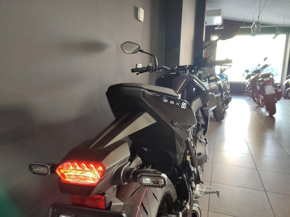 Suzuki GSX-8S (2025 - 26) (7)