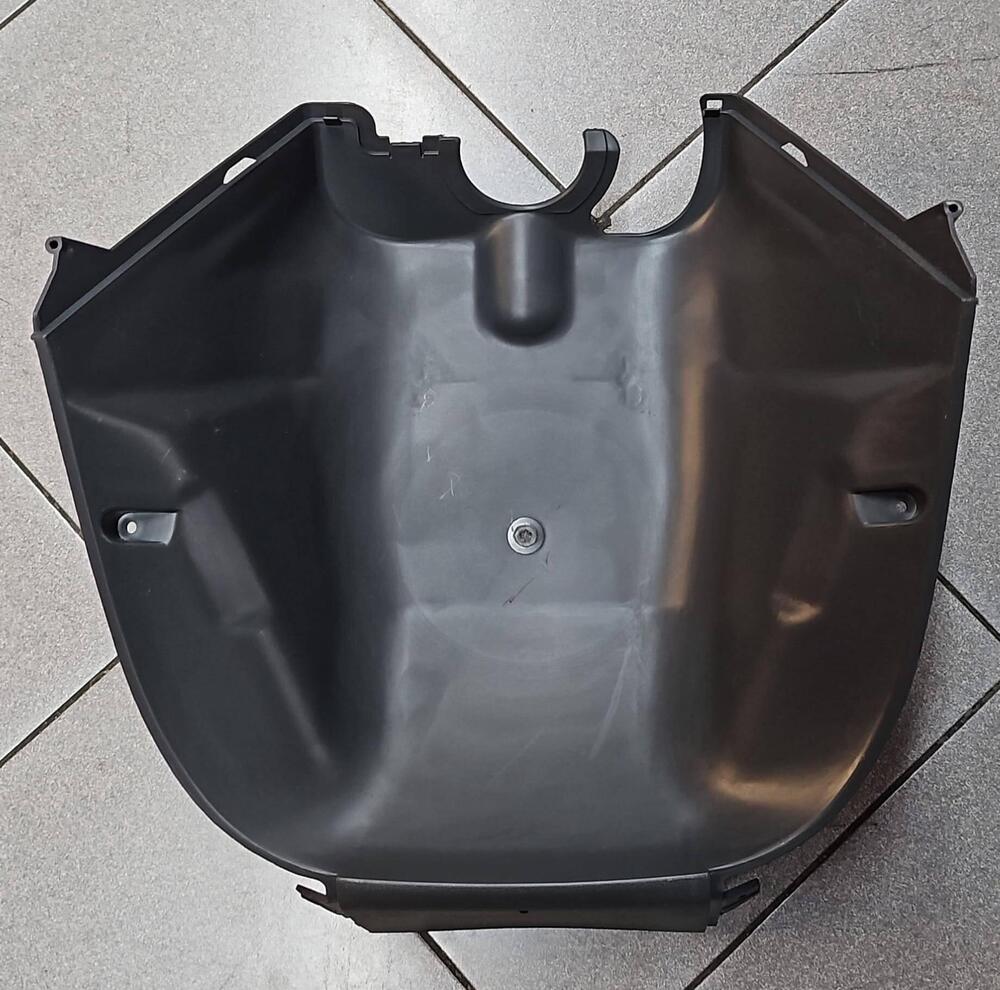 61100GAV700ZA Paraspruzzi Bali Honda (2)