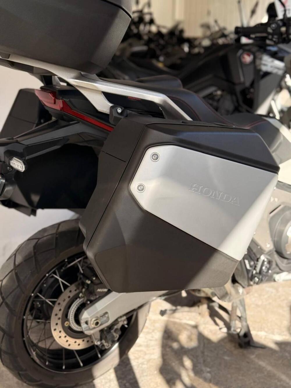 Honda X-ADV 750 Travel (2025 - 26) (6)