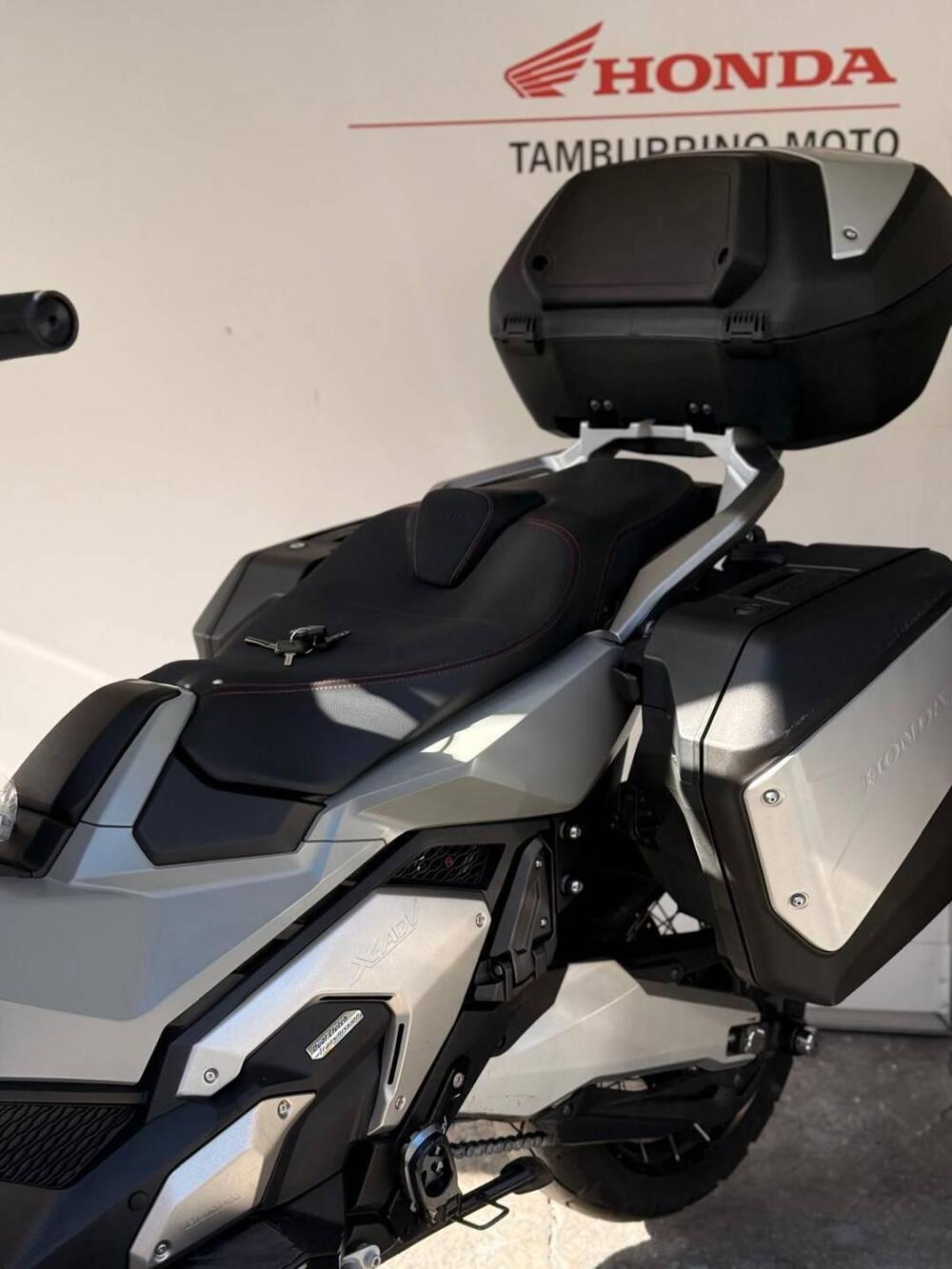 Honda X-ADV 750 Travel (2025 - 26) (9)