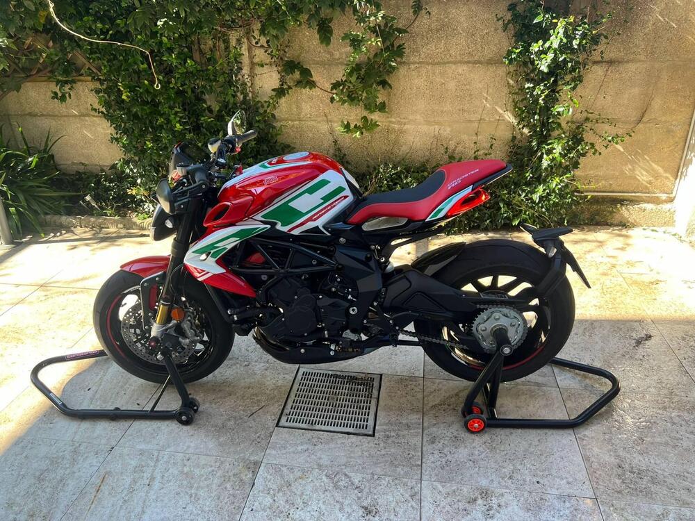 MV Agusta Dragster 800 RC SCS (2022 - 25) (2)
